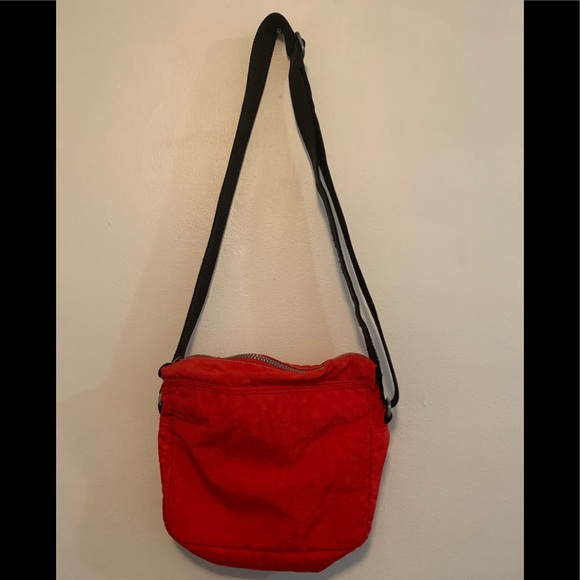 Red Kipling crossbody bag, used - Picture 2 of 5